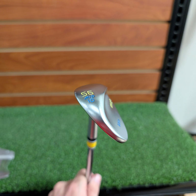 Cleveland RTZ 2 Custom SDSU Wedge