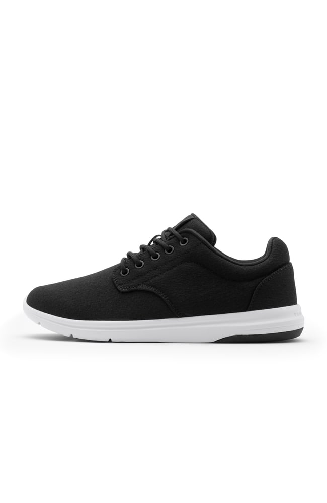 TravisMathew Men's Daily 2.0 Woven Black Spikeless Shoe 24