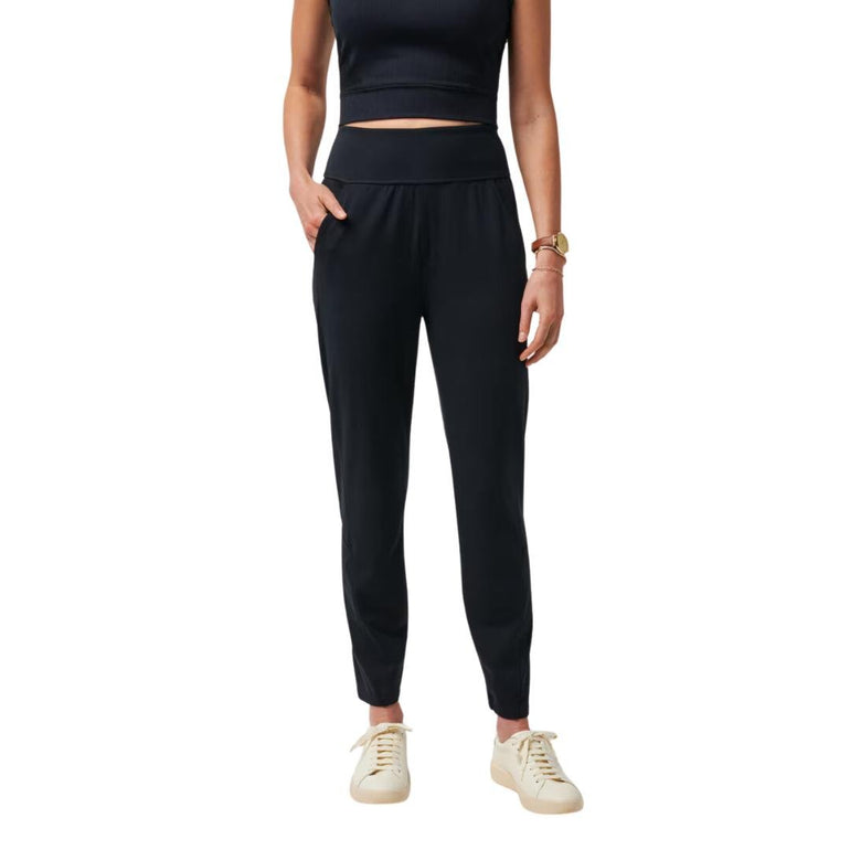 TravisMathew Women's Moveknit Resilience Pant 24